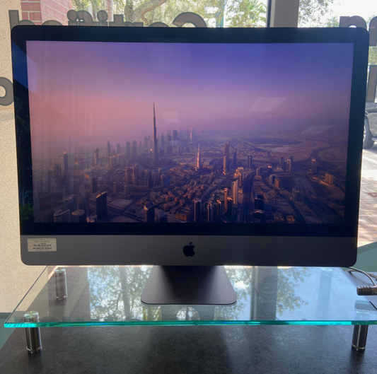 Apple iMac Pro 27” 3.2GHz 8-Core – 32GB / 1TB / 8GB GPU