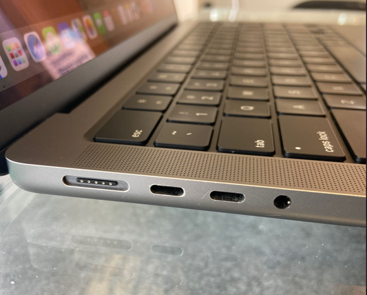 14” Apple MacBook Pro M1 Pro – 16GB / 1TB – Space Gray